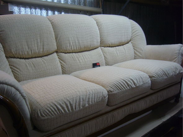 Белоомут - реставрация диванов, материал репс-велюр