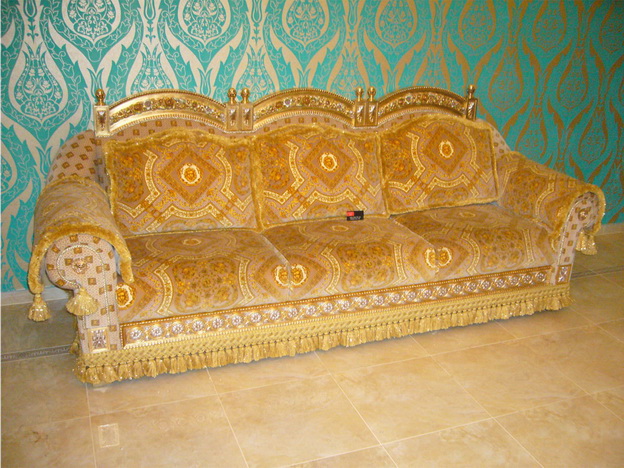 Белоозерский - реставрация диванов, материал искусственная кожа